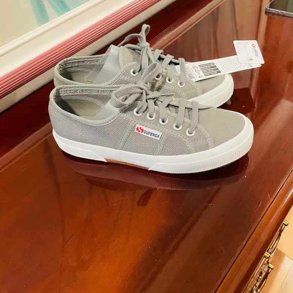 New size 7 women - Picture 2 of 7